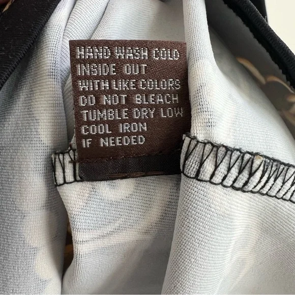 J. McLAUGHLIN Catalina Cloth Signature Tee 3/4 Sleeve Top Chain Jewels Small - Picture 6 of 11